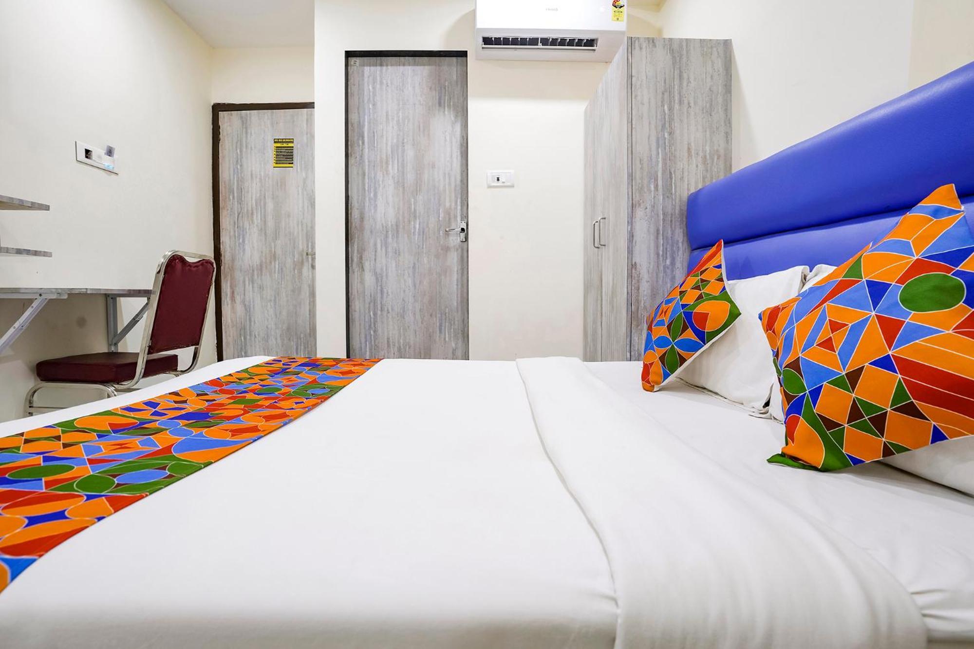 Hotel Fabexpress Good Luck Residency - Nr Nesco Exhibition Center Mumbai Exterior foto